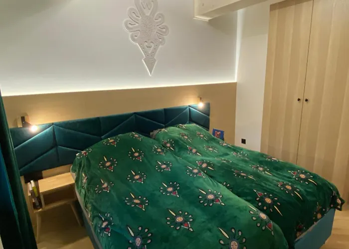 Na Skitowce Z Sauna דירה